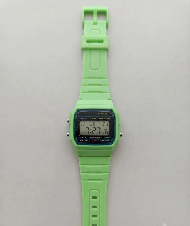 Reloj Clásico WR verde sin estrenar